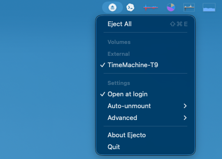Ejecto menu bar dropdown showing eject all, managed volumes, auto-unmount, advanced options, and quit
